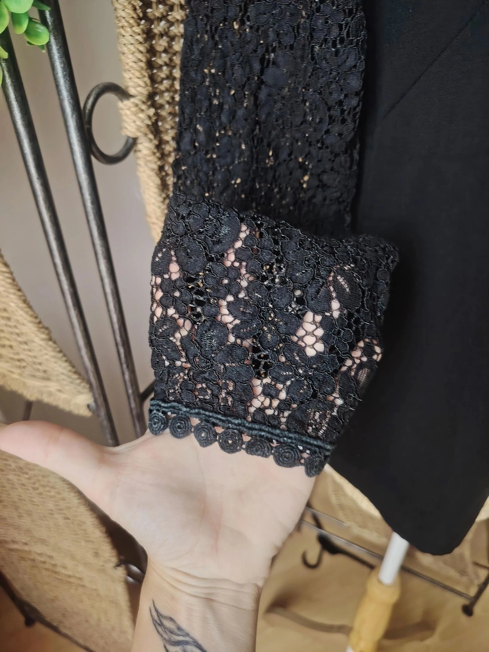 Blusa de renda preta feminina 36 Versão Feminina – photo 5